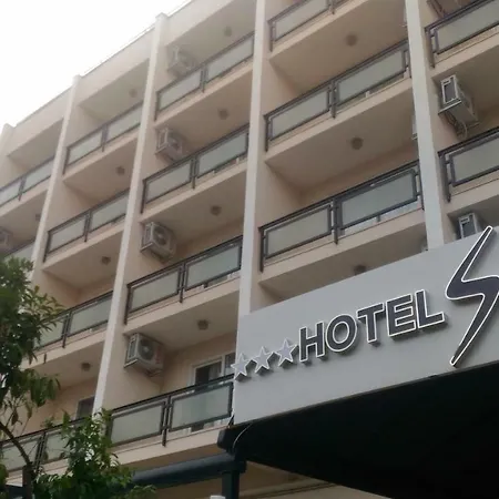 Hotel Santur 3*