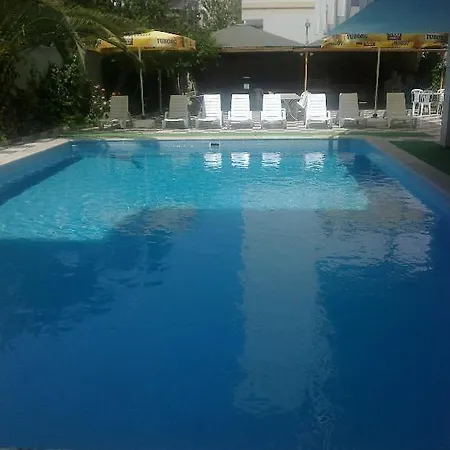 Santur Отель 3*