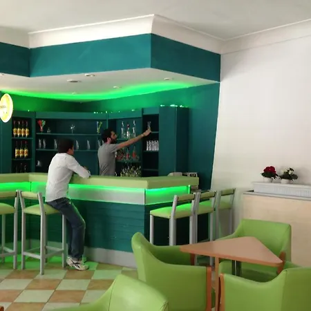Отель Santur